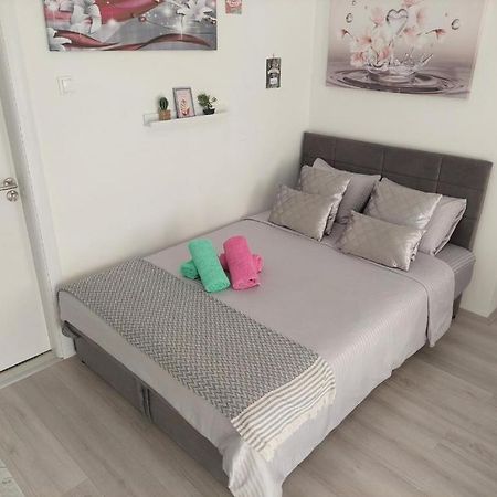 City Lux Square Apartment Skopje Bagian luar foto