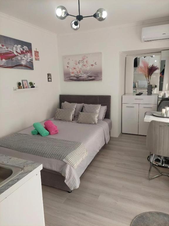 City Lux Square Apartment Skopje Bagian luar foto